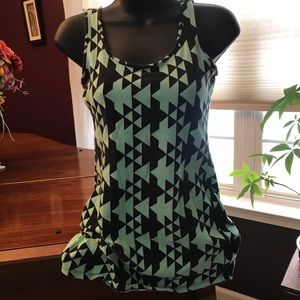 Women’s sleeveless top